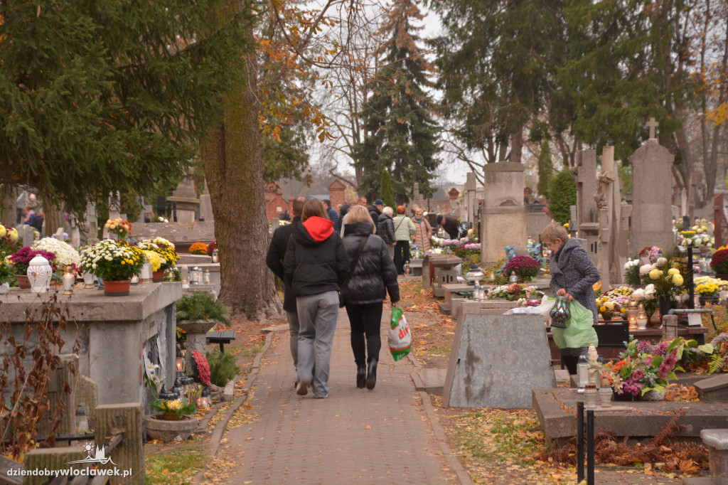 1 listopada we Włocławku - Święto Zmarłych