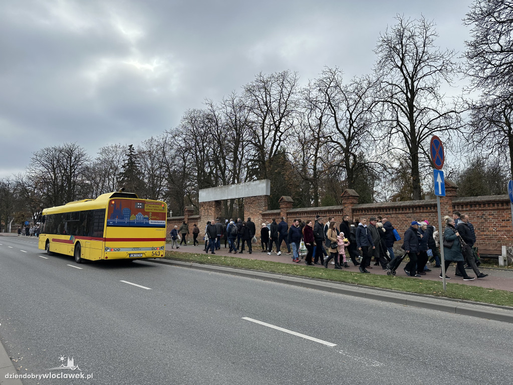 1 listopada we Włocławku - Święto Zmarłych