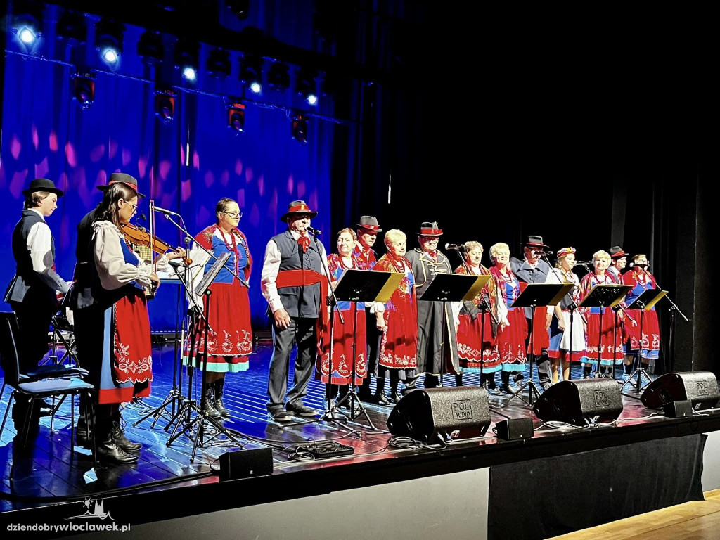  II Powiatowy Przegląd Zespołów Folklorystycznych