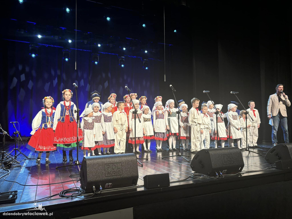  II Powiatowy Przegląd Zespołów Folklorystycznych