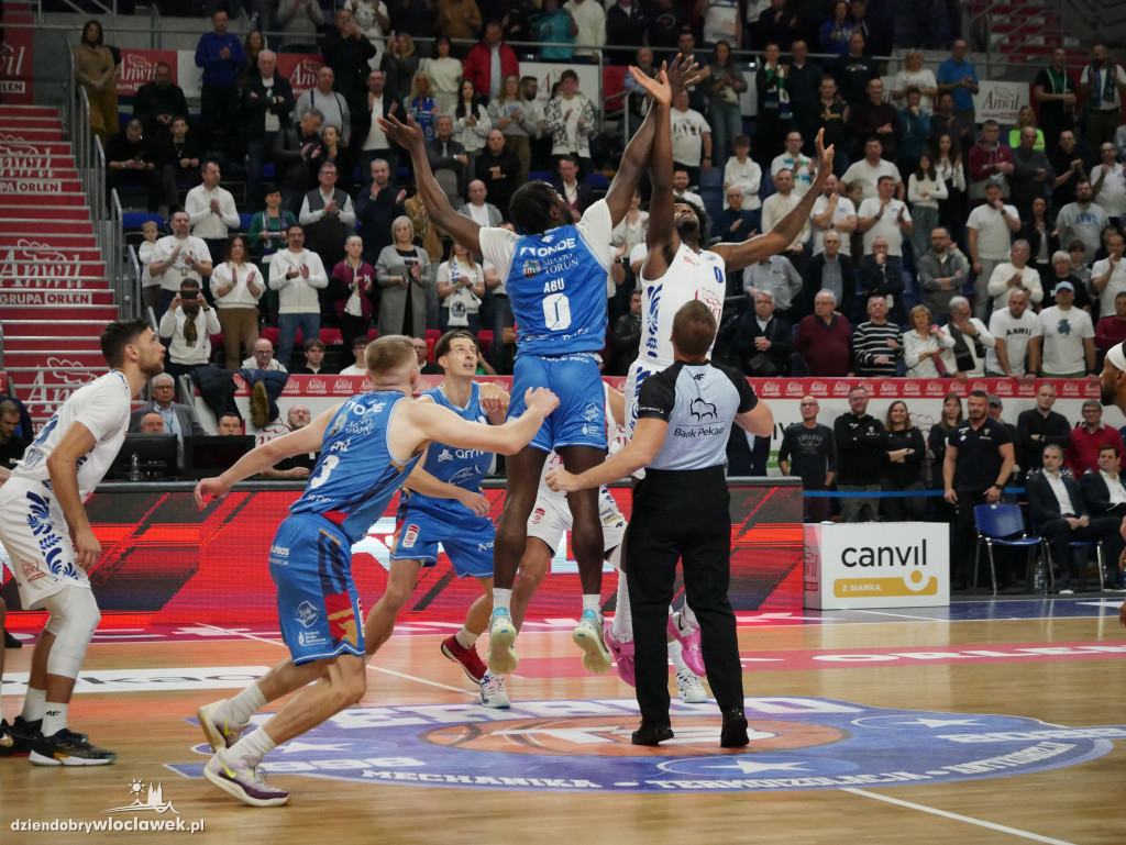 Anwil Włocławek vs Twarde Pierniki - mecz