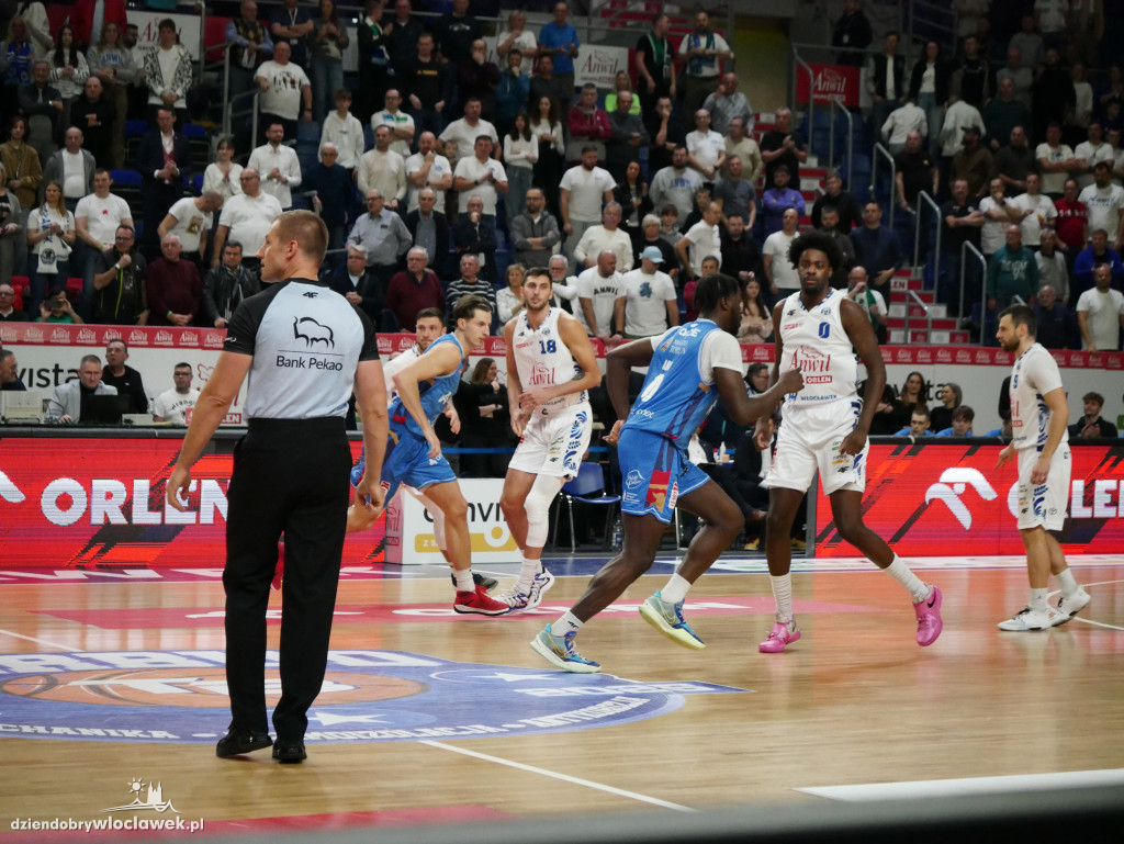 Anwil Włocławek vs Twarde Pierniki - mecz