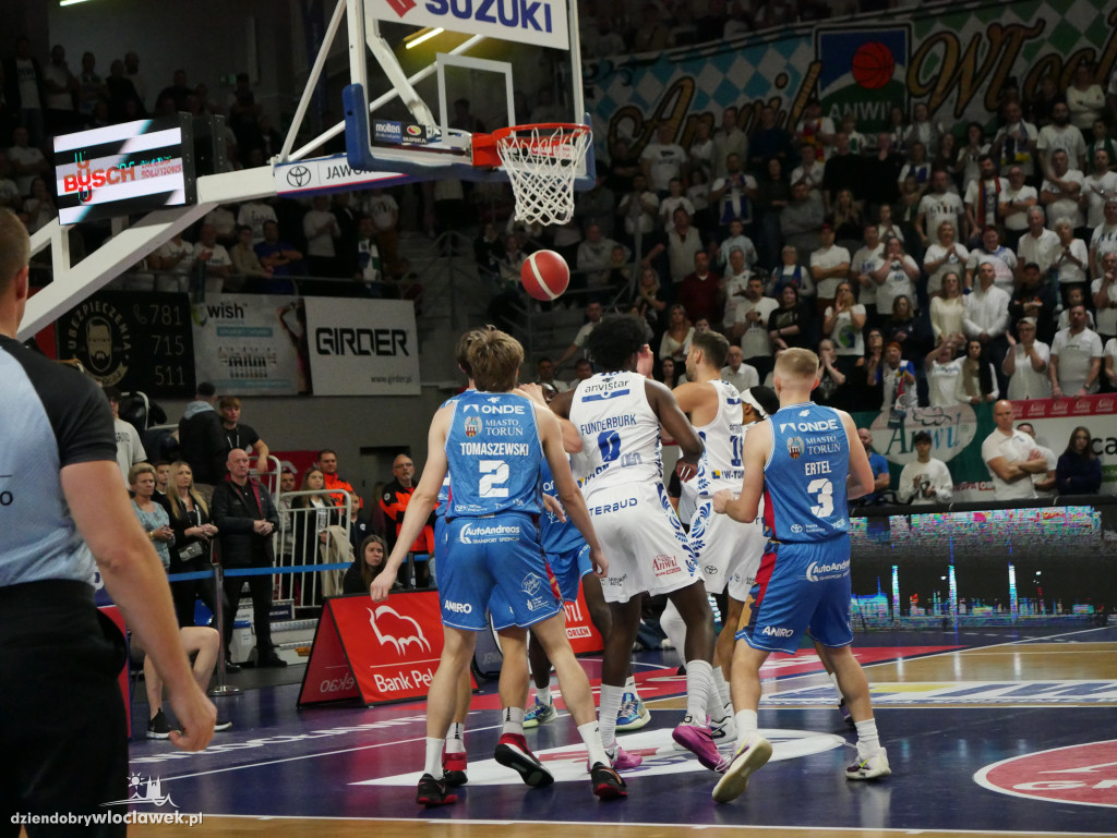 Anwil Włocławek vs Twarde Pierniki - mecz