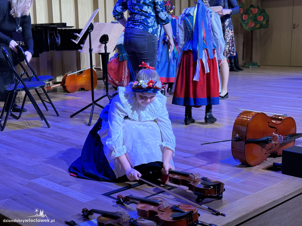 Koncert w Szkole Muzycznej - Muzyczna Podróż