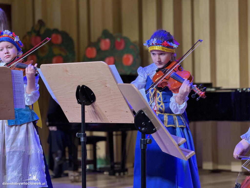 Koncert w Szkole Muzycznej - Muzyczna Podróż